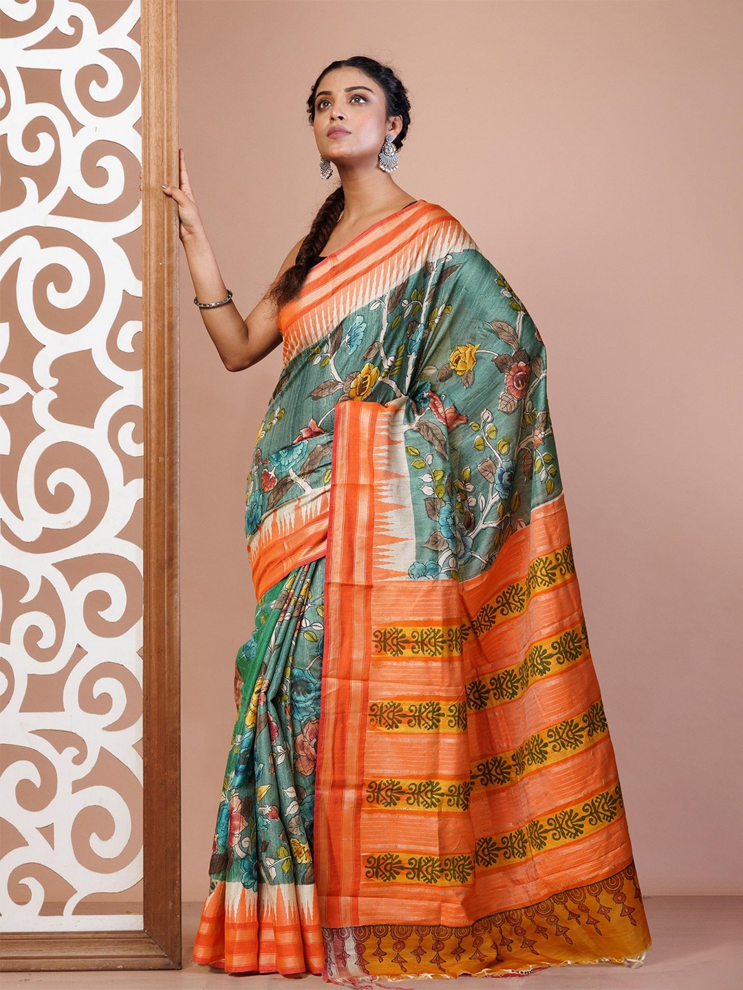 

Unnati Silks Ethnic Motifs Zari Pure Silk Handloom Tussar Saree, Green