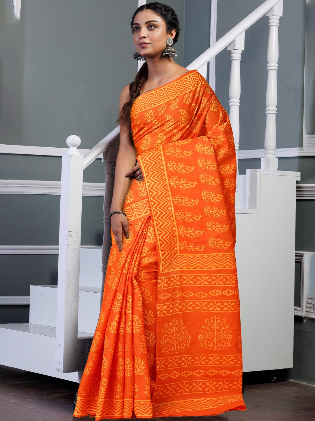 

Unnati Silks Ethnic Block Print Motifs Pure Cotton Handloom Saree, Orange