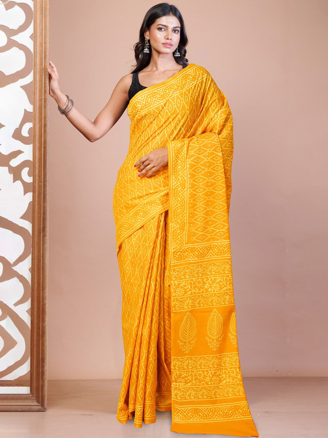 

Unnati Silks Ethnic Motifs Block Print Pure Cotton Handloom Saree, Yellow