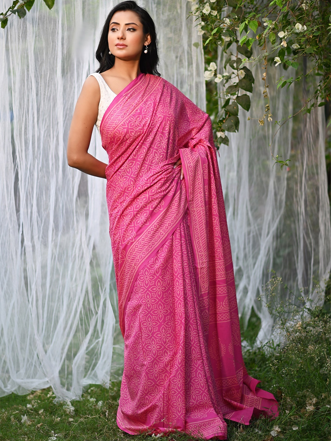 

Unnati Silks Ethnic Motifs Pure Cotton Handloom Block Print Saree, Pink