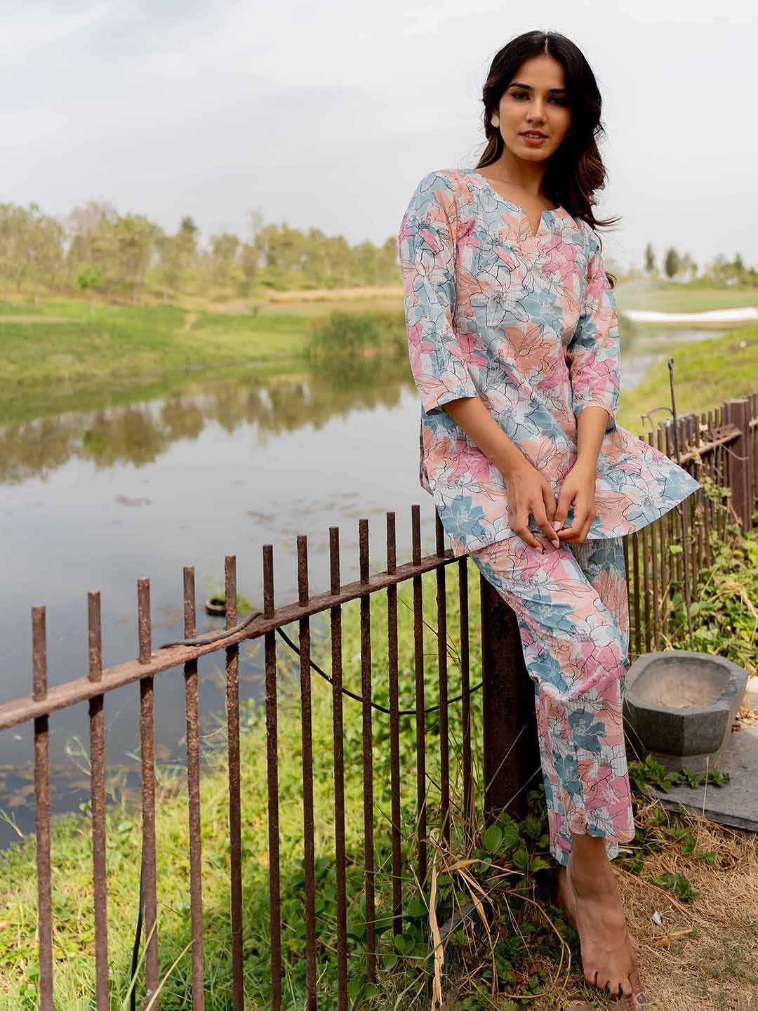 

MIRCHI FASHION Floral Printed Pure Cotton Night suit, Off white