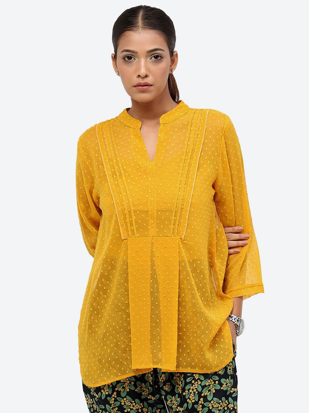 

Baawri Solid Mandarin Collar Top, Yellow