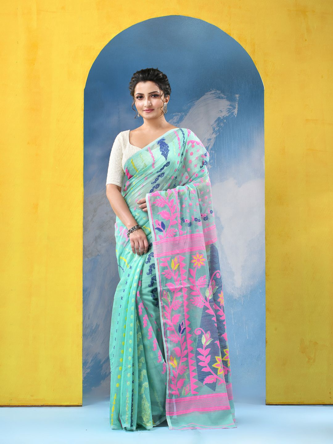 

DESH BIDESH Woven Design Jamdani Saree, Turquoise blue