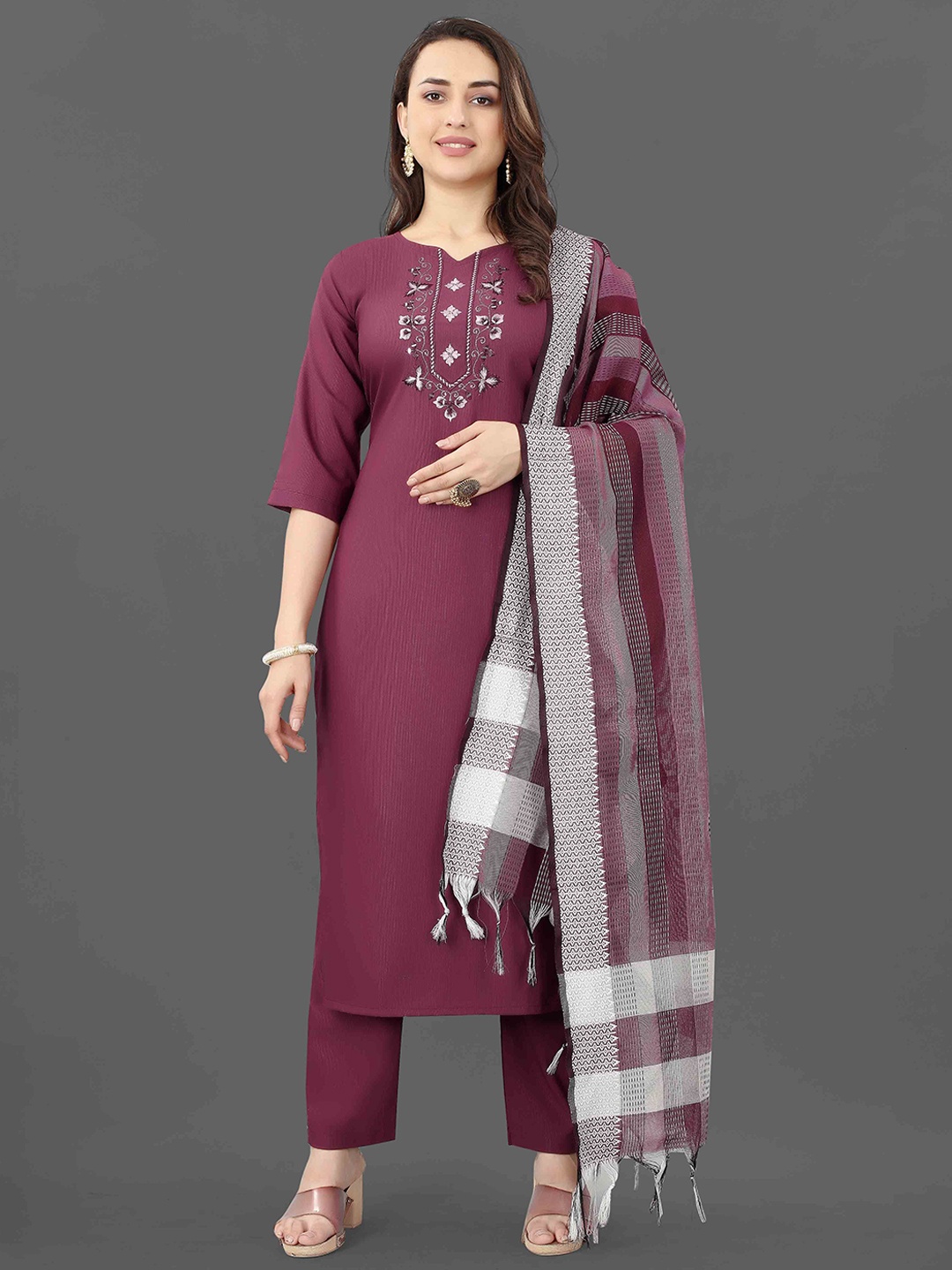 

Fashion FRICKS Floral Yoke Design Mirror Work Straight Kurta With Trousers & Dupatta, Magenta