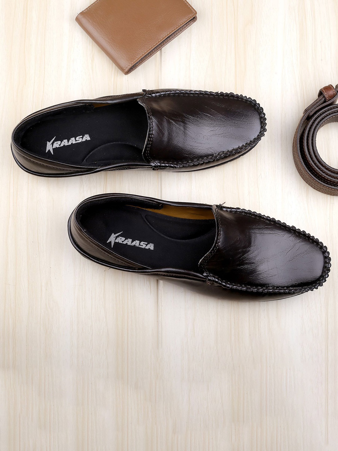 

KRAASA Men Round Toe Comfort Insole Lightweight Loafers, Brown
