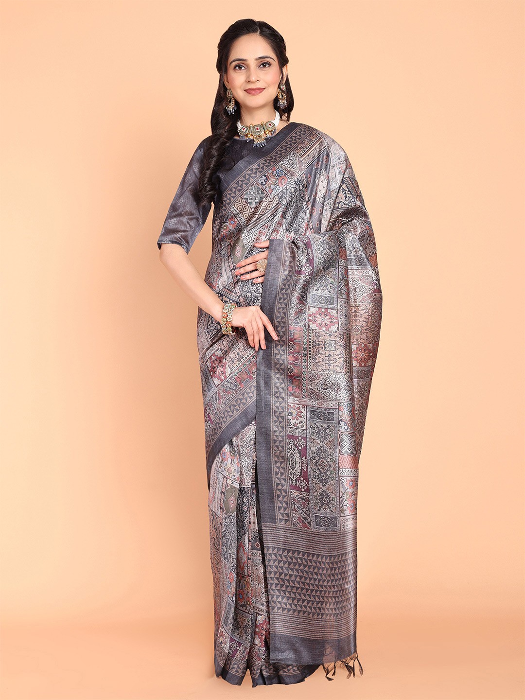

MAGMINA Ethnic Motifs Silk Blend Saree, Grey