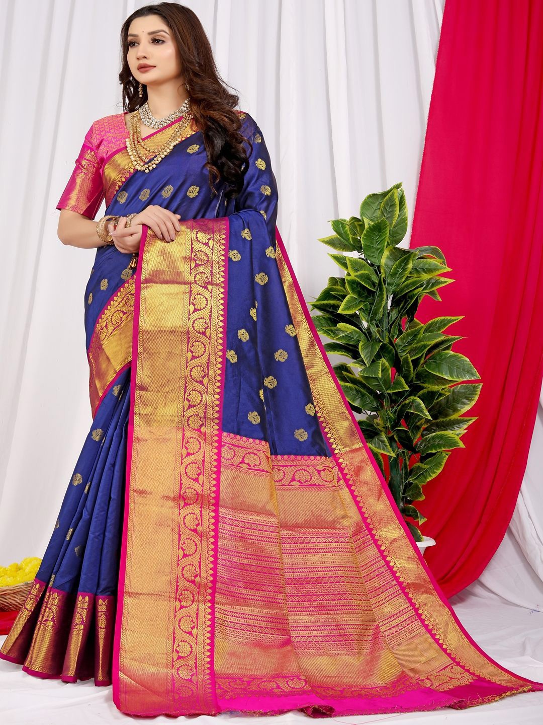 

SGF11 Ethnic Motifs Zari Kanjeevaram Saree, Navy blue