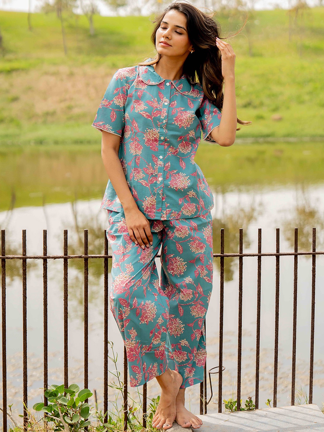 

MIRCHI FASHION Floral Printed Peter Pan Collar Pure Cotton Shirt With Pyjamas, Turquoise blue