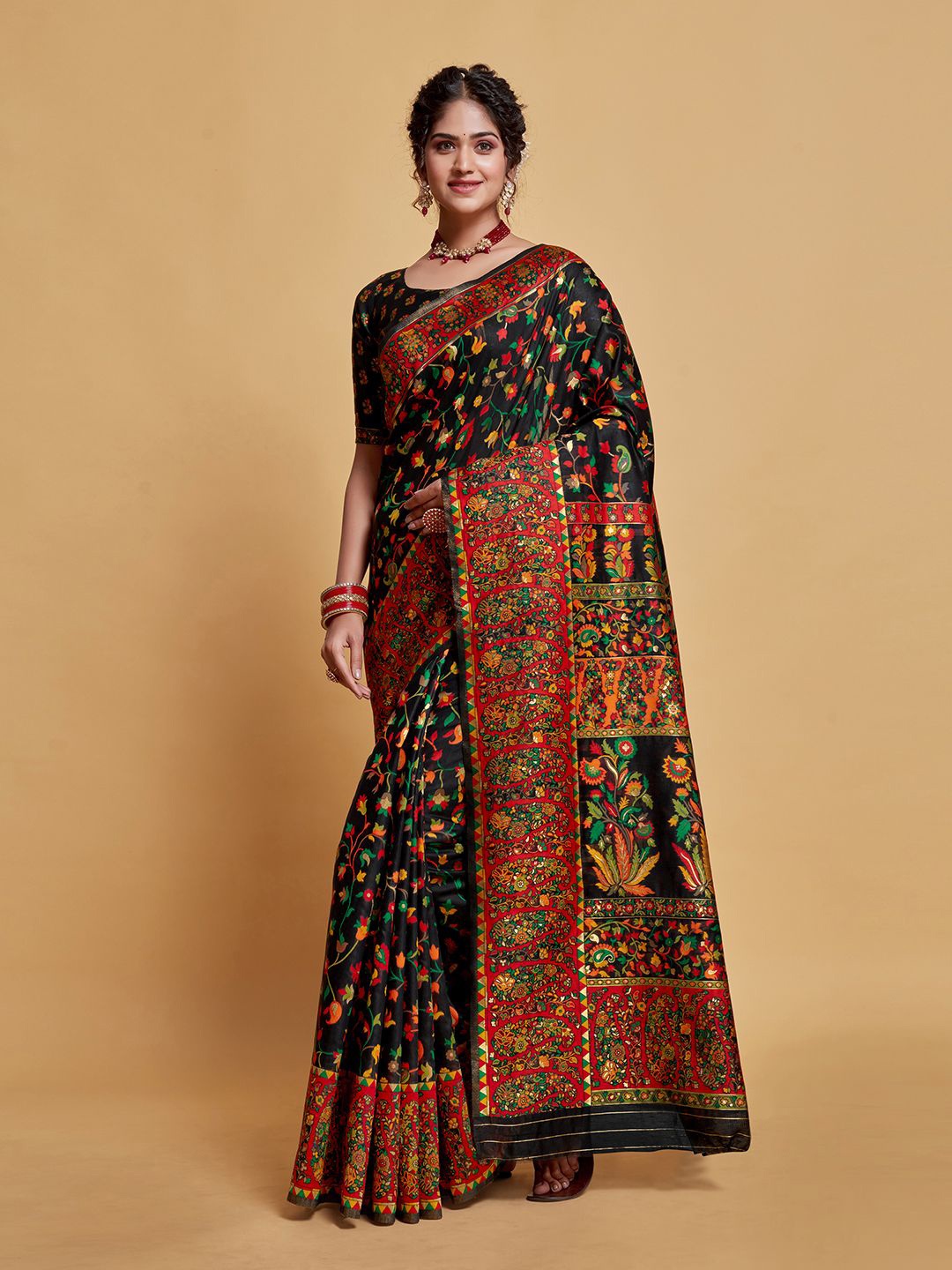 

Pionex Floral Woven design Banarasi Saree, Black