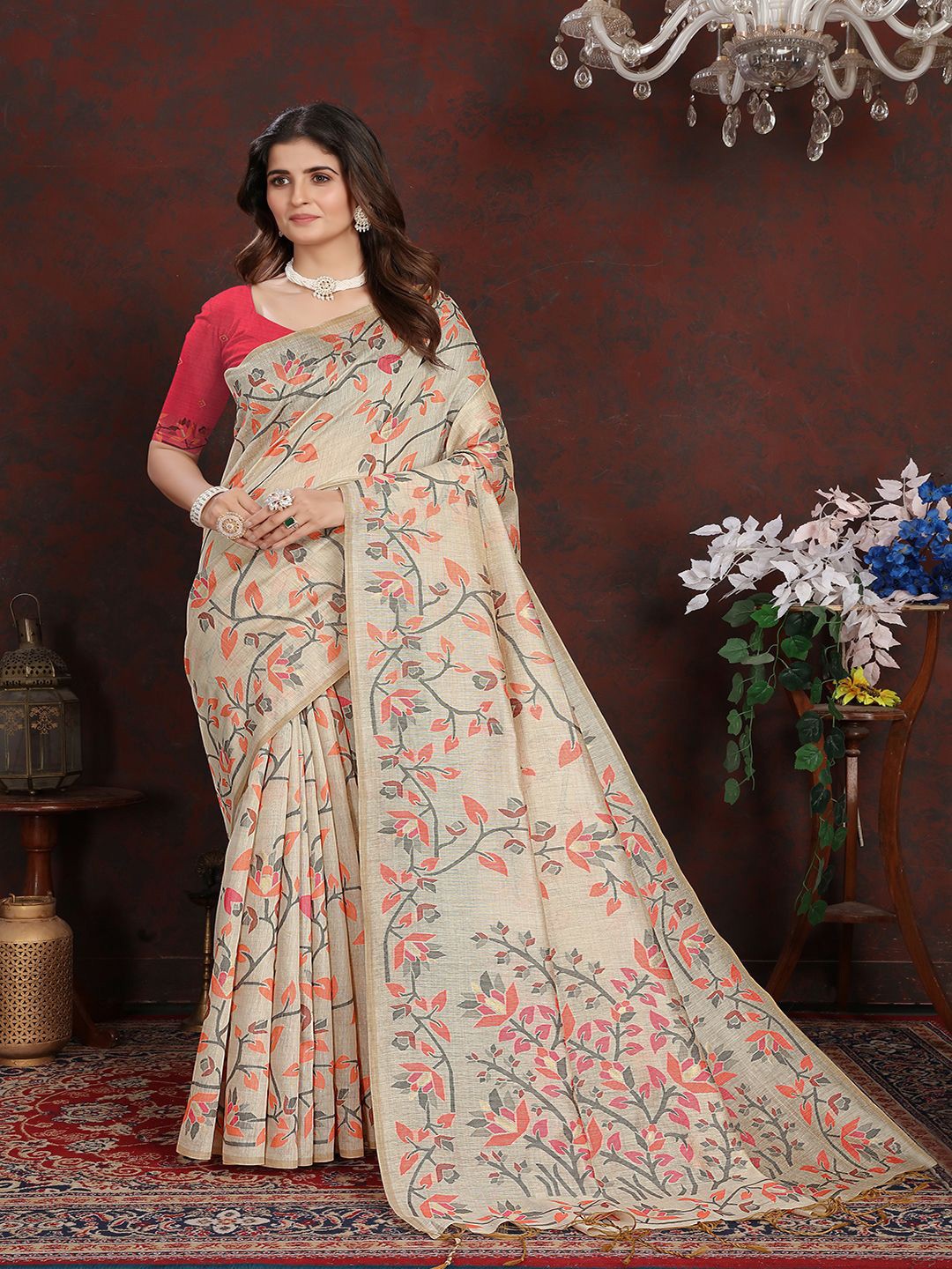 

Pionex Floral Printed Saree, Pink
