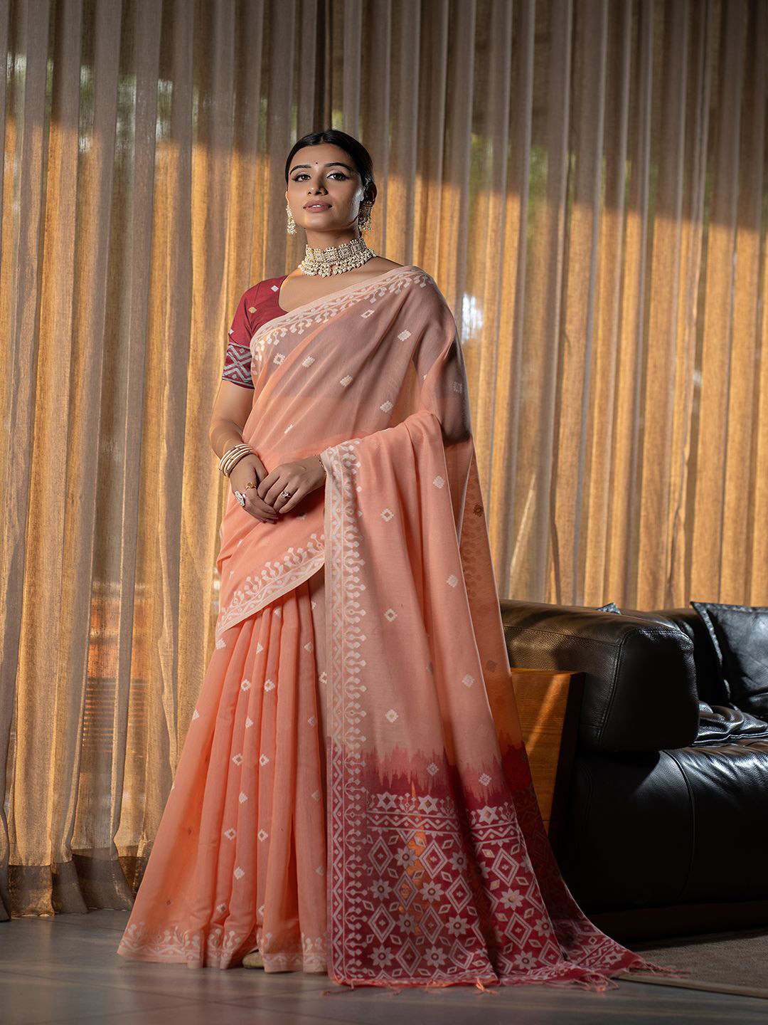 

Pionex Woven Design Banarasi Saree, Peach