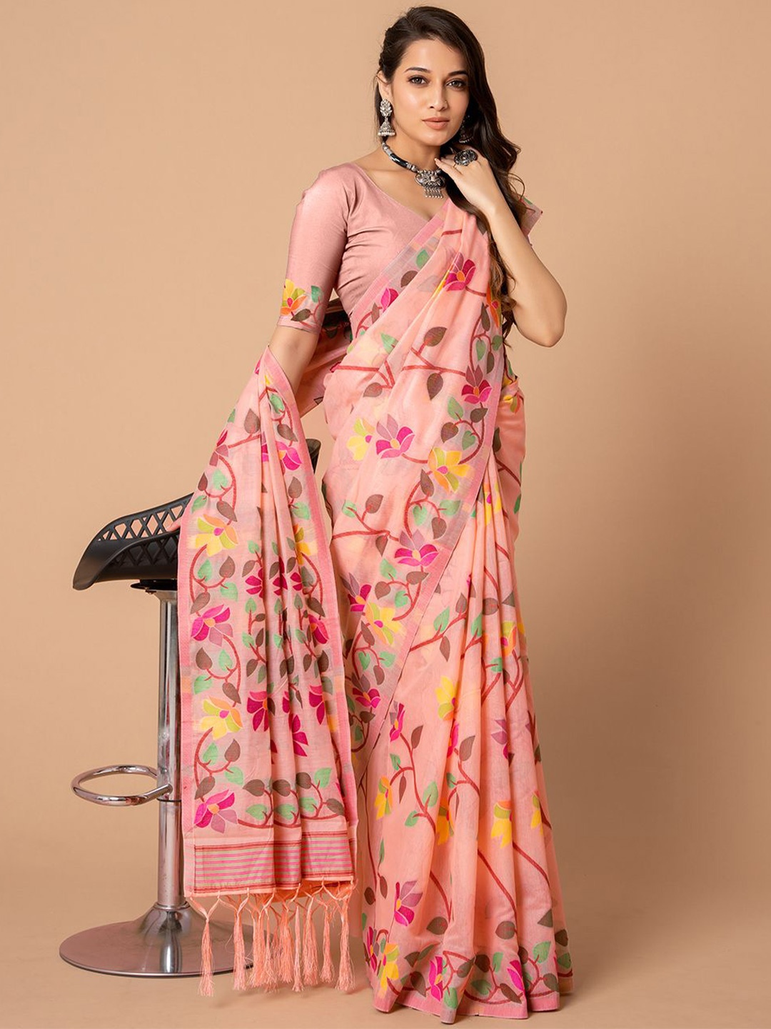 

Pionex Floral Woven design Jamdani Saree, Pink