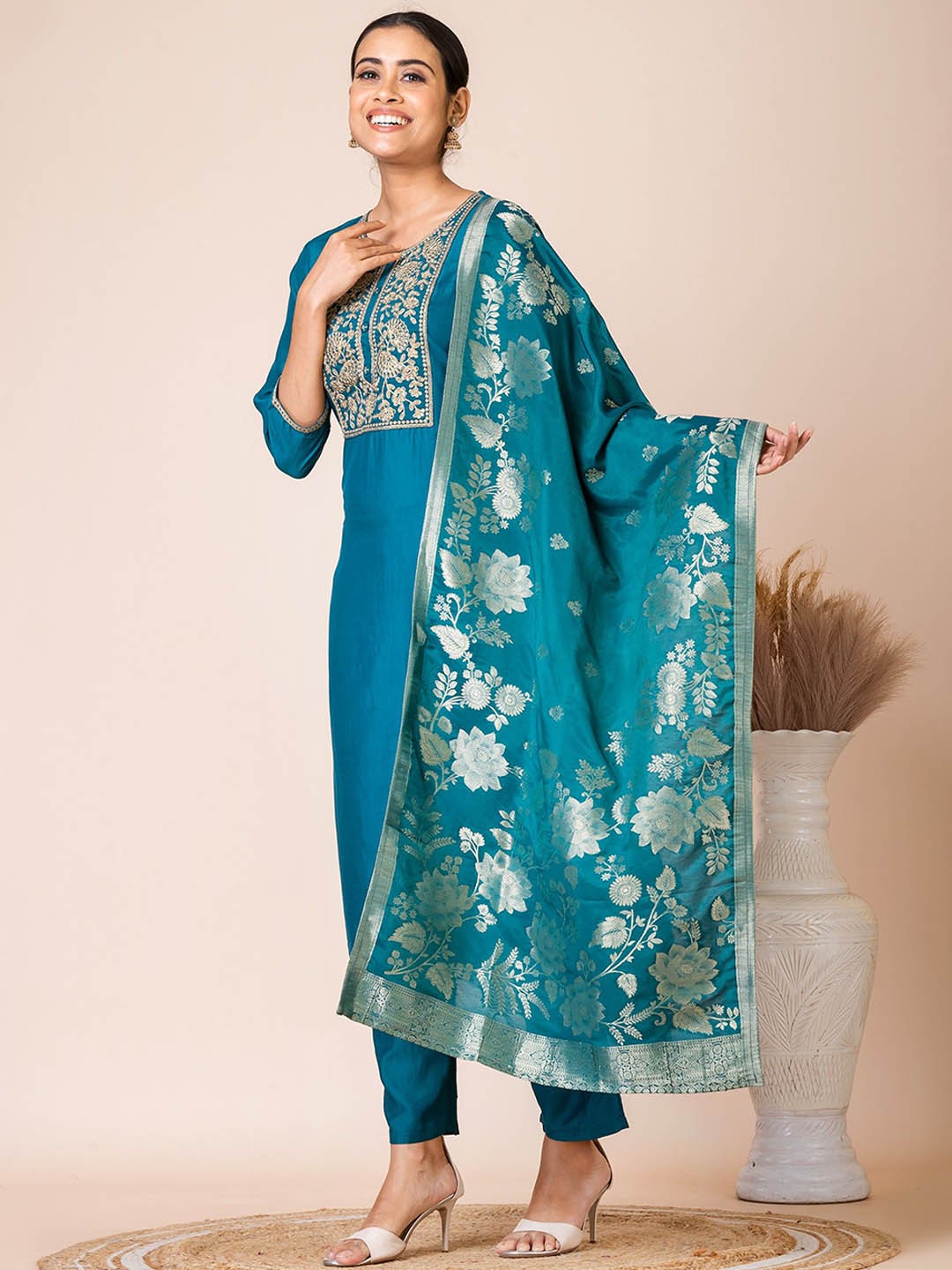 

SARSO Ethnic Motifs Embroidered Regular Kurta with Trousers & Dupatta, Blue