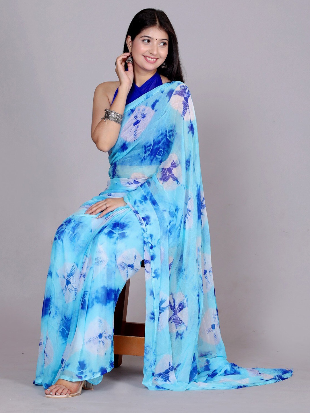 

VL SAREES Tie and Dye Pure Chiffon Saree, Blue