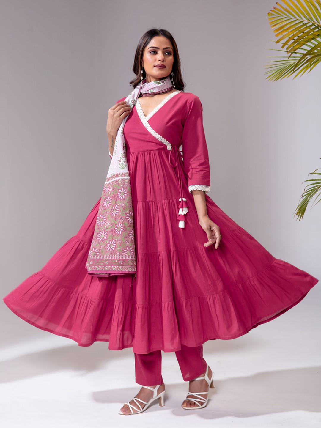 

KASYA V-Neck Gotta Patti Angrakha Pure Cotton Kurta with Palazzos & With Dupatta, Pink