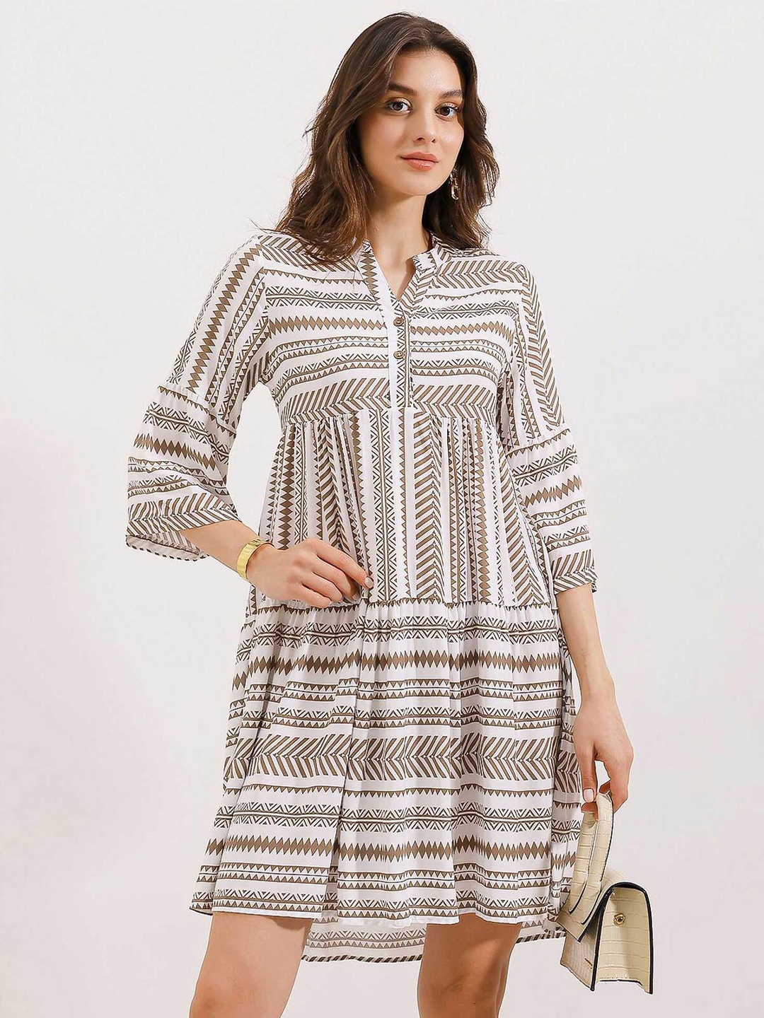 

BIGDART Geometric Printed Mandarin Collar Flared Sleeves Tiered A-Line Dress, Brown