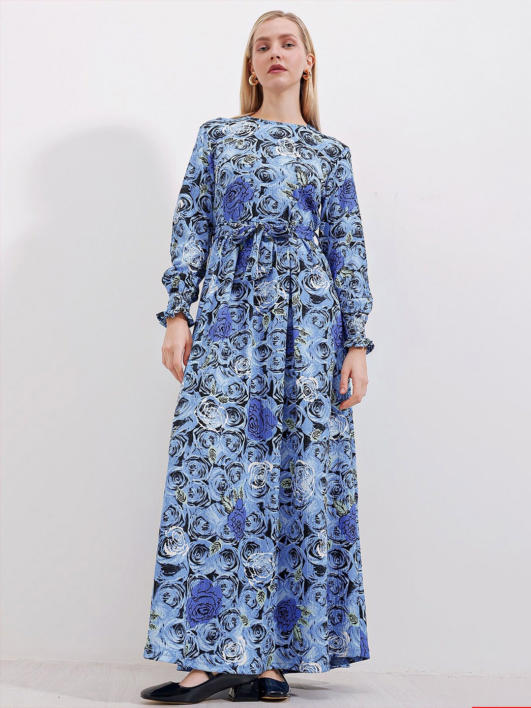 

BIGDART Floral Print Round Neck Bishop Sleeves Tie-Ups Detailed Maxi Dress, Blue