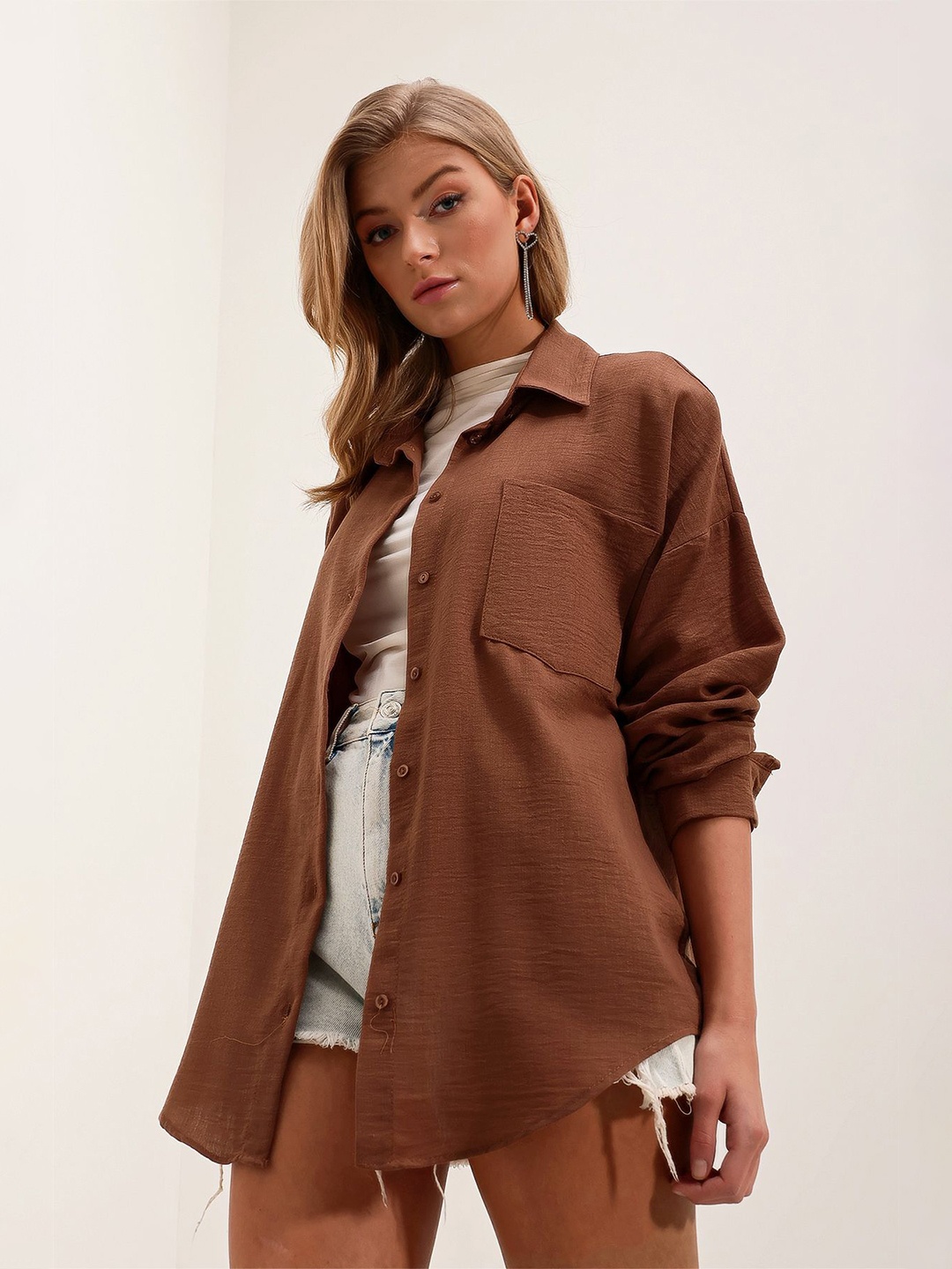 

BIGDART Spread Collar Casual Shirt, Brown