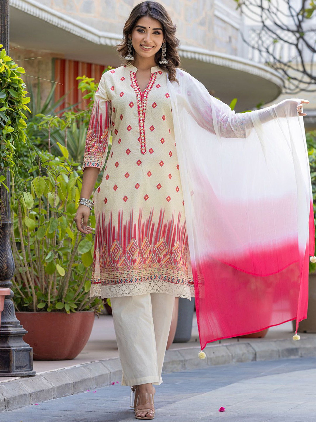 

FASHION DWAR Floral Printed Mandarin Collar Straight Kurta with Trousers & Dupatta, Cream