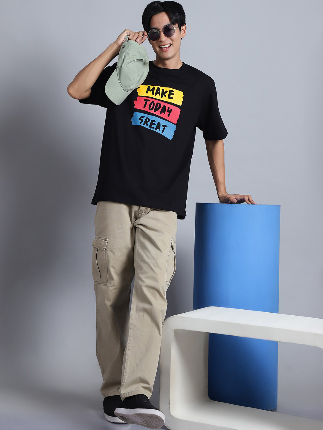 

DOOR74 Typography Printed Short Sleeves Applique Cotton Oversized T-shirt, Black