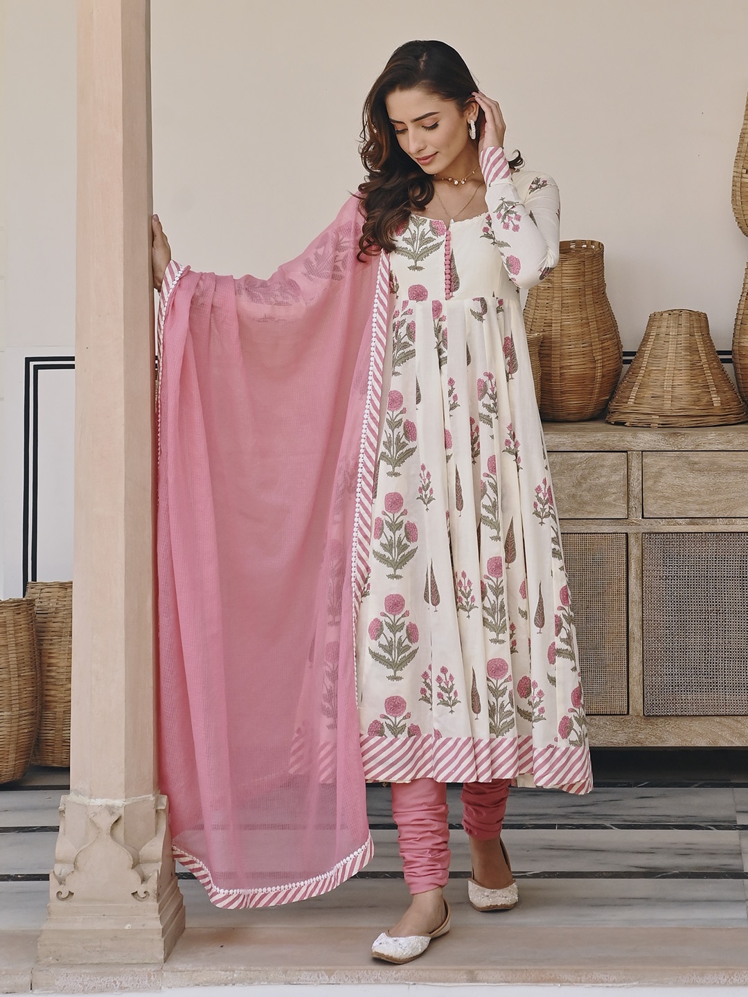 

KARAJ JAIPUR Floral Printed Regular Pure Cotton Kurta with Churidar & Dupatta, Pink