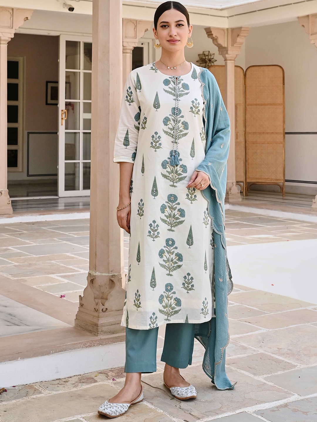 

KARAJ JAIPUR Floral Printed Pure Cotton Straight Kurta With Trousers & Dupatta, Blue
