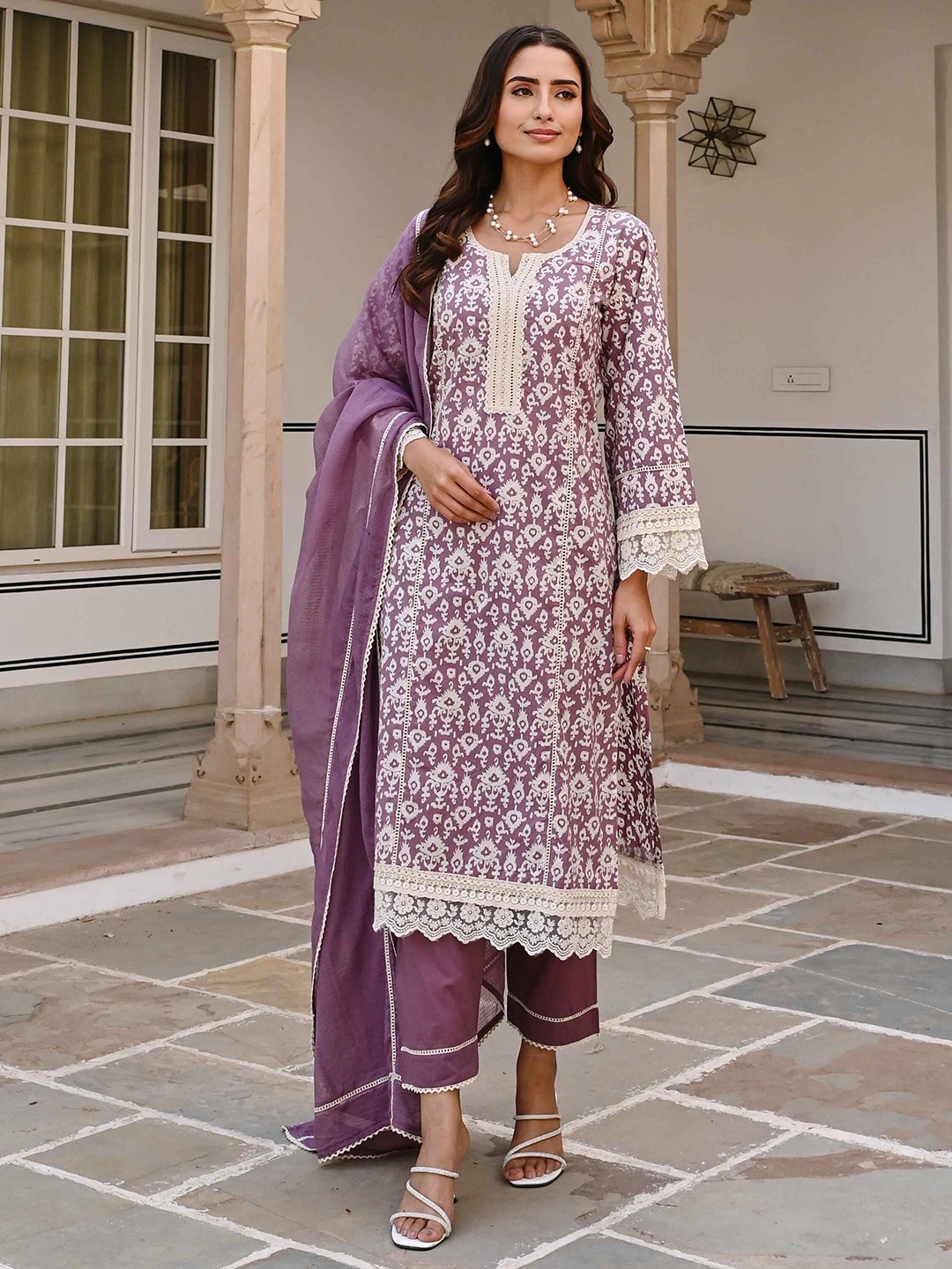 

KARAJ JAIPUR Floral Embroidered Regular Work Pure Cotton Kurta with Palazzos & Dupatta, Purple