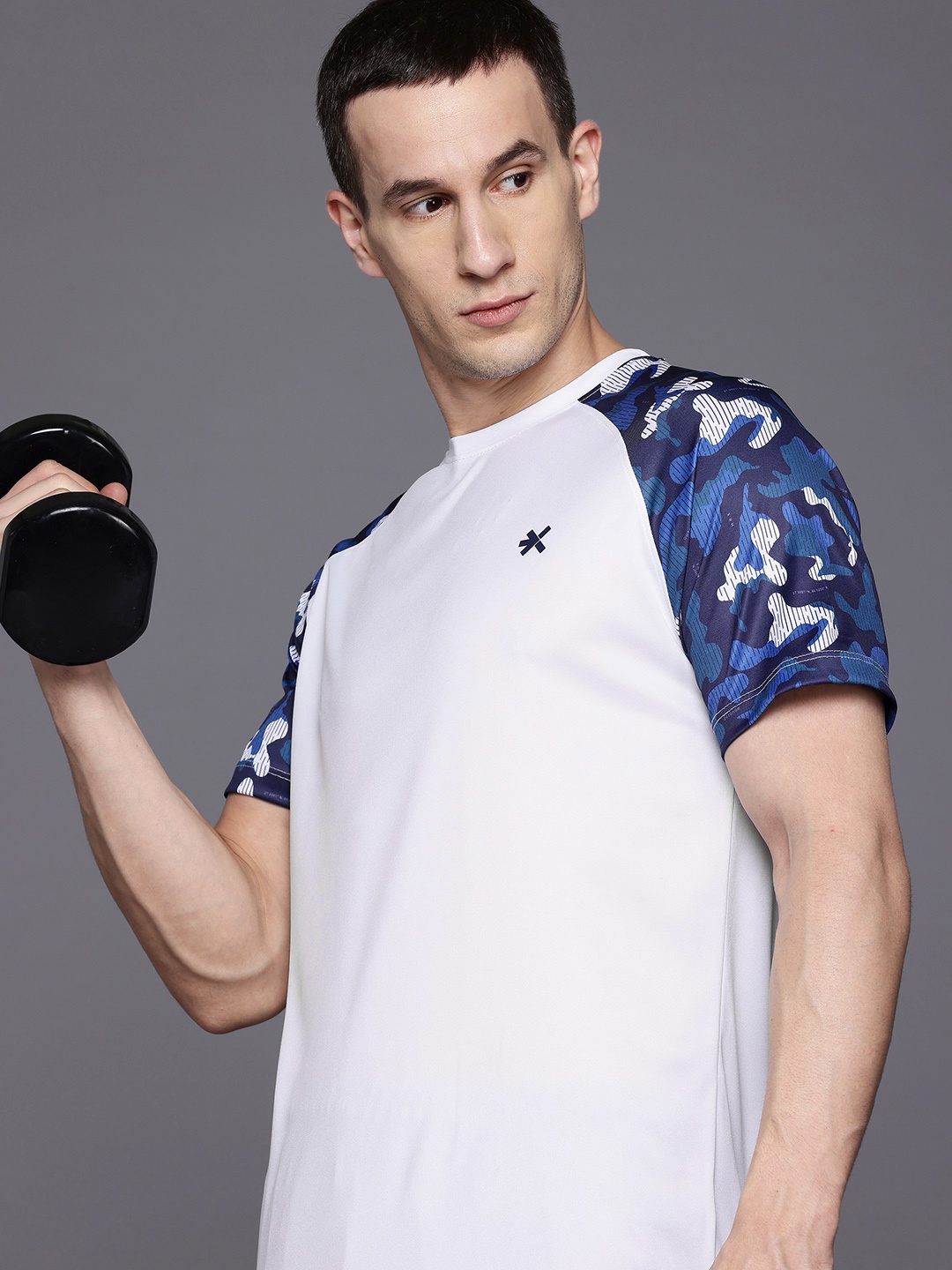 

HRX by Hrithik Roshan Men Abstract Printed Rapid-Dry T-shirt, White