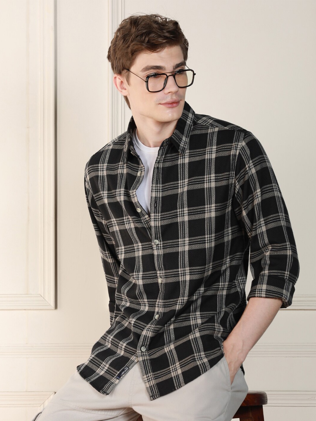 

Dennis Lingo Tartan Checked Spread Collar Long Sleeves Cotton Casual Shirt, Black