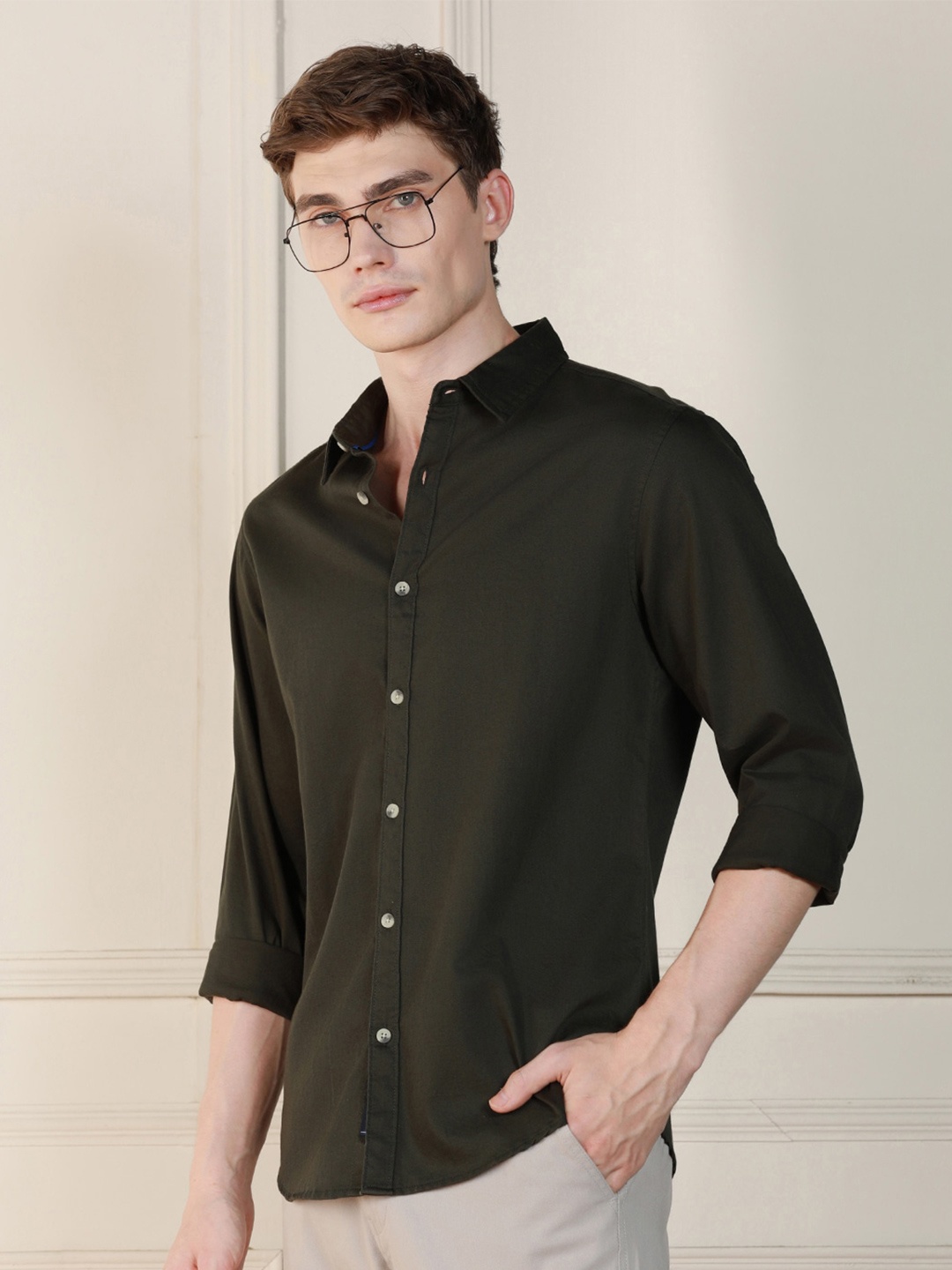 

Dennis Lingo Spread Collar Long Sleeves Cotton Casual Shirt, Olive