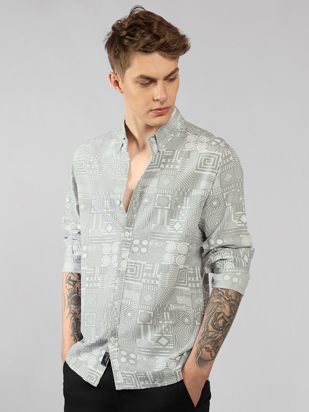 

Dennis Lingo Geometric Printed Spread Collar Long Sleeves Casual Shirt, Grey