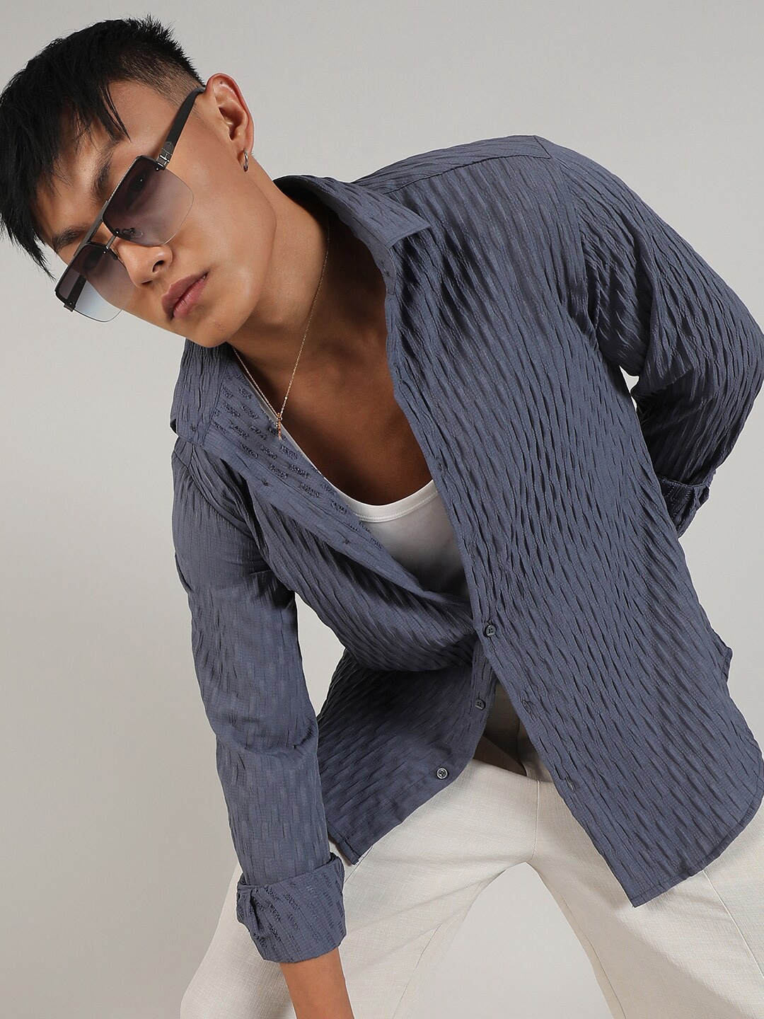 

Campus Sutra Comfort Geometric Printed Spread Collar Curved Casual Shirt, Blue