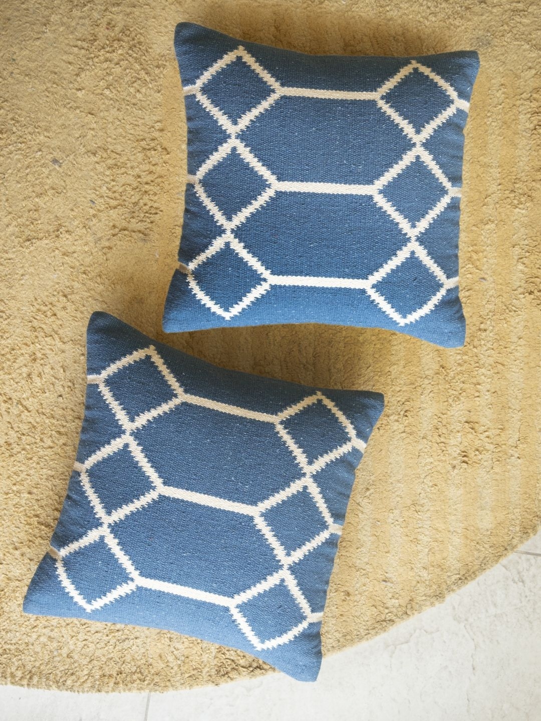 

Aura Blue & White 2 Pieces Geometric Jute Cotton Square Cushion Covers