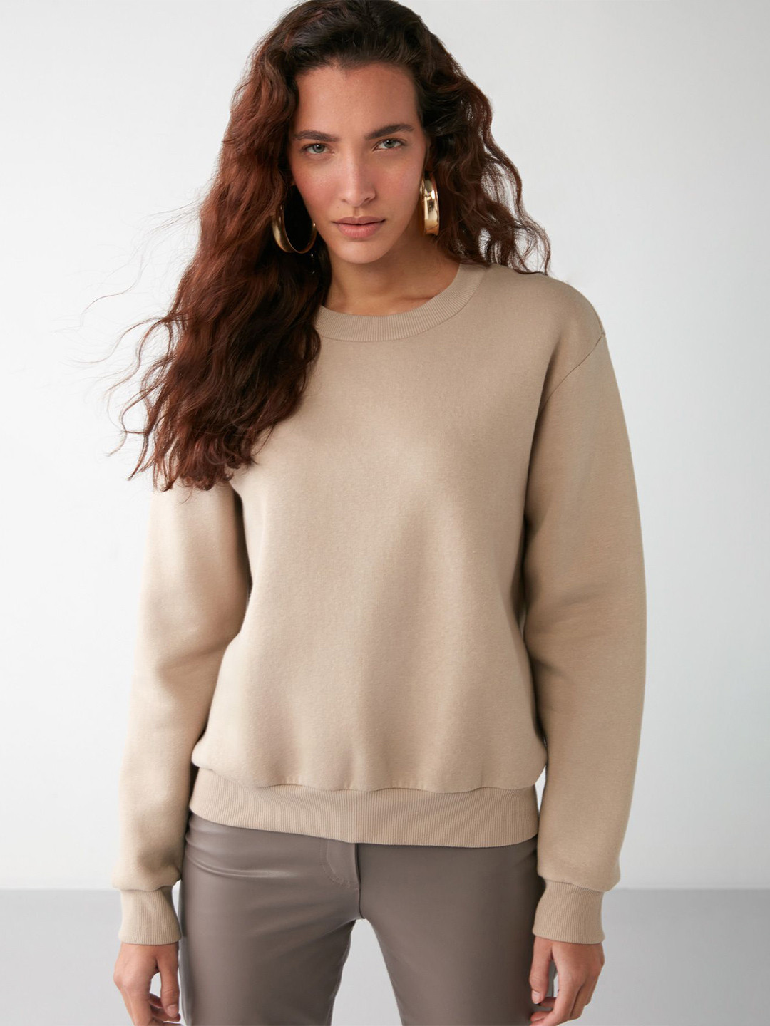 

GRIMELANGE Round Neck Cotton Pullover Sweatshirt, Beige