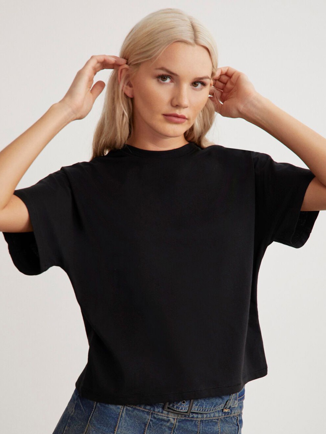 

GRIMELANGE Round Neck Cotton T-shirt, Black