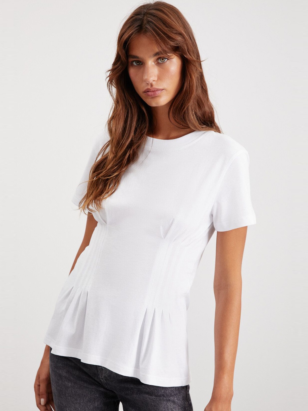 

GRIMELANGE Women Round Neck T-shirt, White