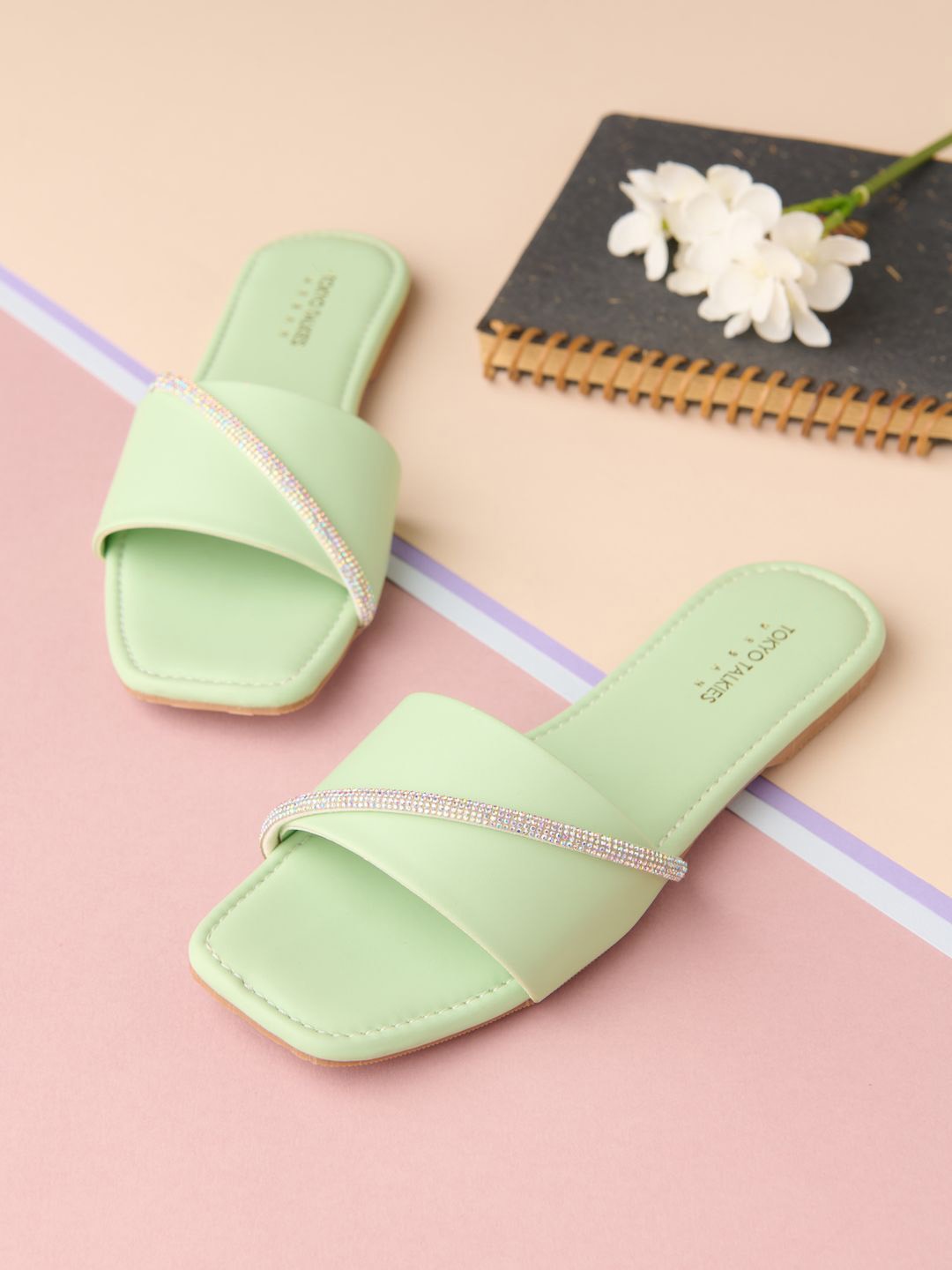 

Tokyo Talkies Sea Green Ethnic - Embellished Square Toe Flats