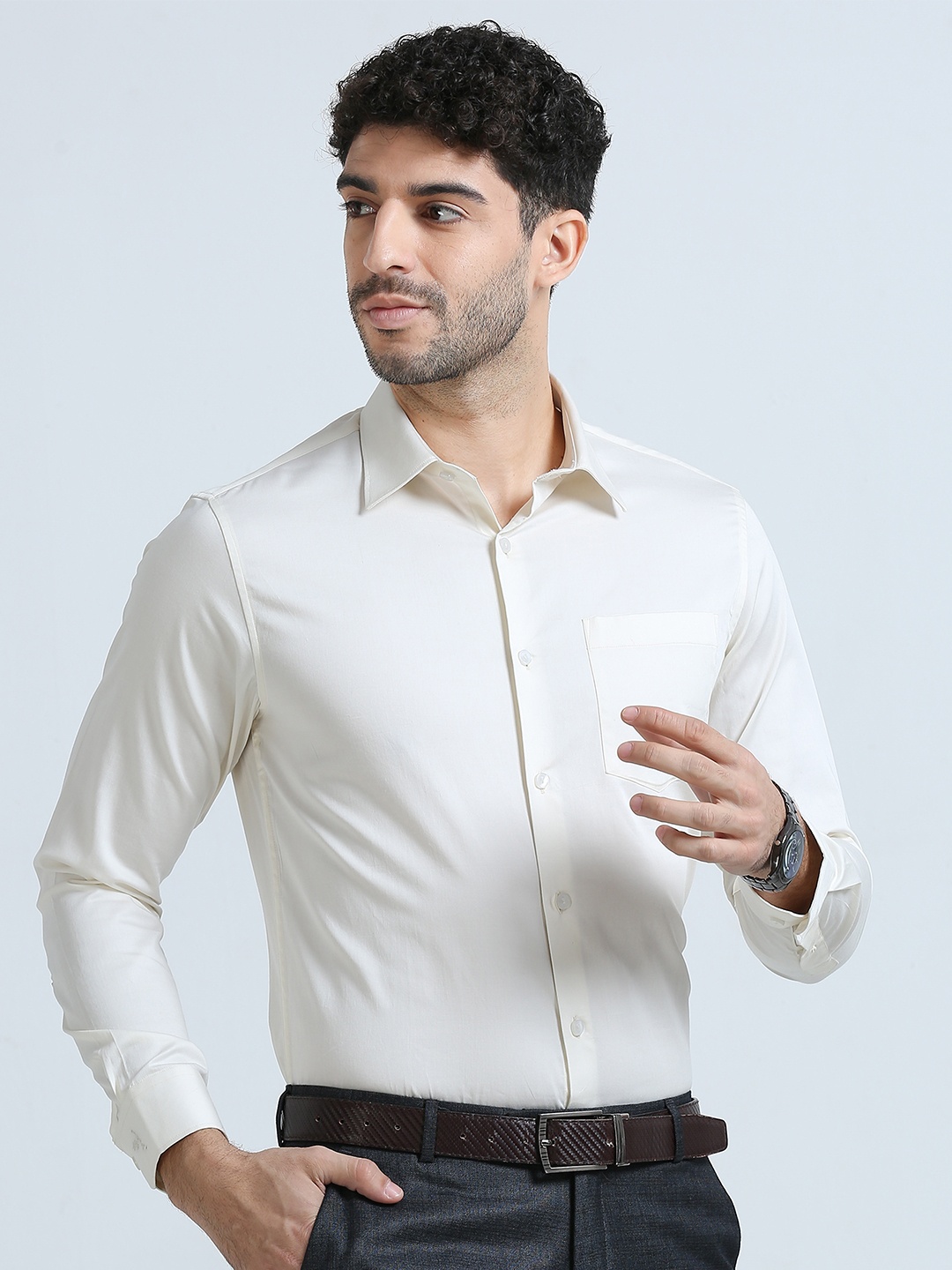 

THE FORMAL CLUB Spread Collar Long Sleeves Cotton Formal Shirt, Off white