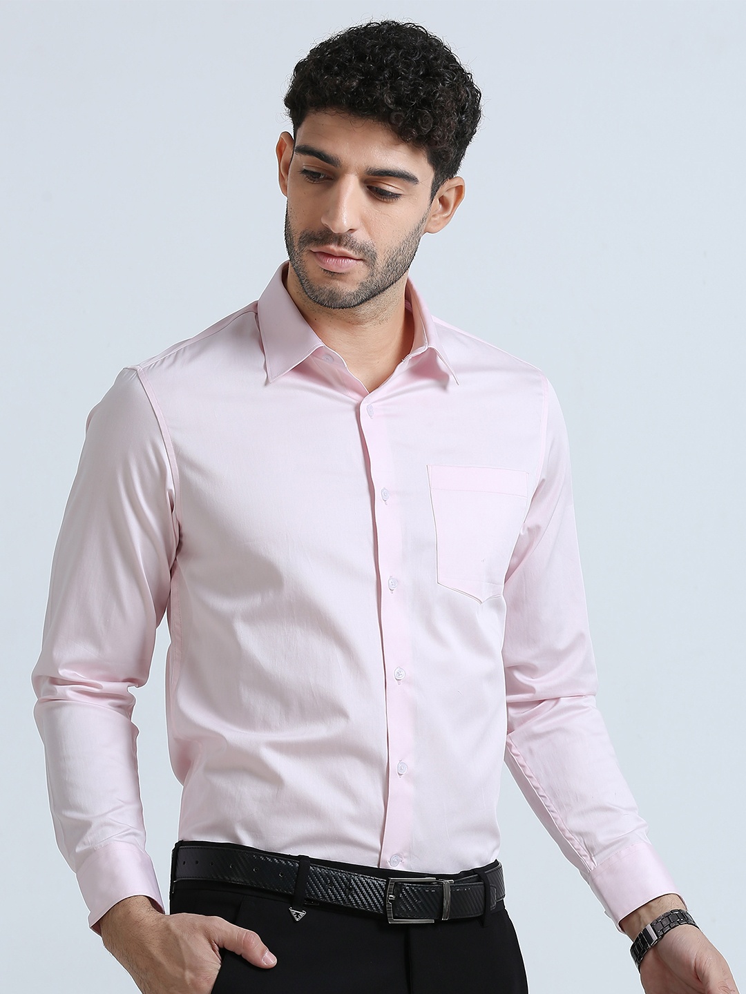 

Formal Club Men Solid Cambridge Giza Cotton Regular Fit Shirt, Pink