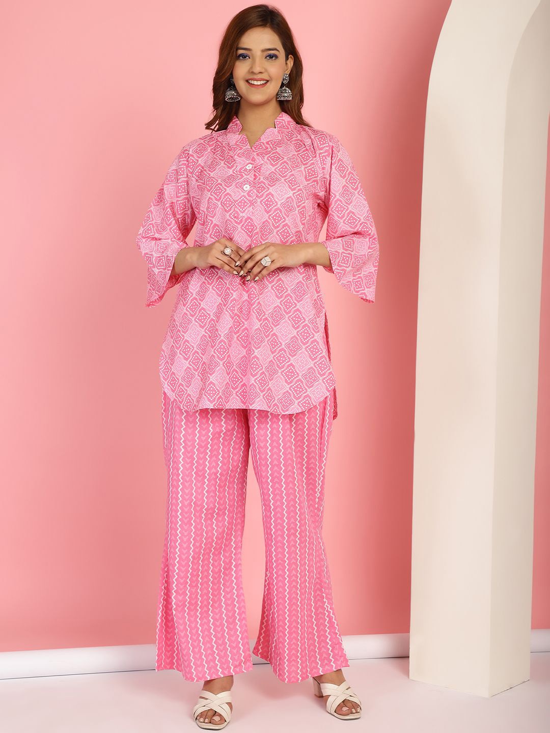 

TAG 7 Bandhani Printed Mandarin Collar Pure Cotton Tunic With Trousers, Pink