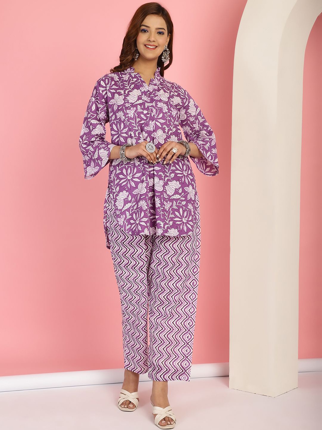 

TAG 7 Floral Printed Mandarin Collar Pure Cotton Tunic With Trousers, Purple