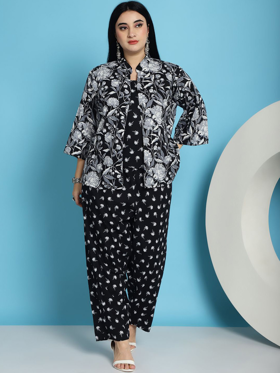 

TAG 7Plus Size Floral Printed Flared Sleeves Pure Cotton Top & Palazzos With Shrug, Black