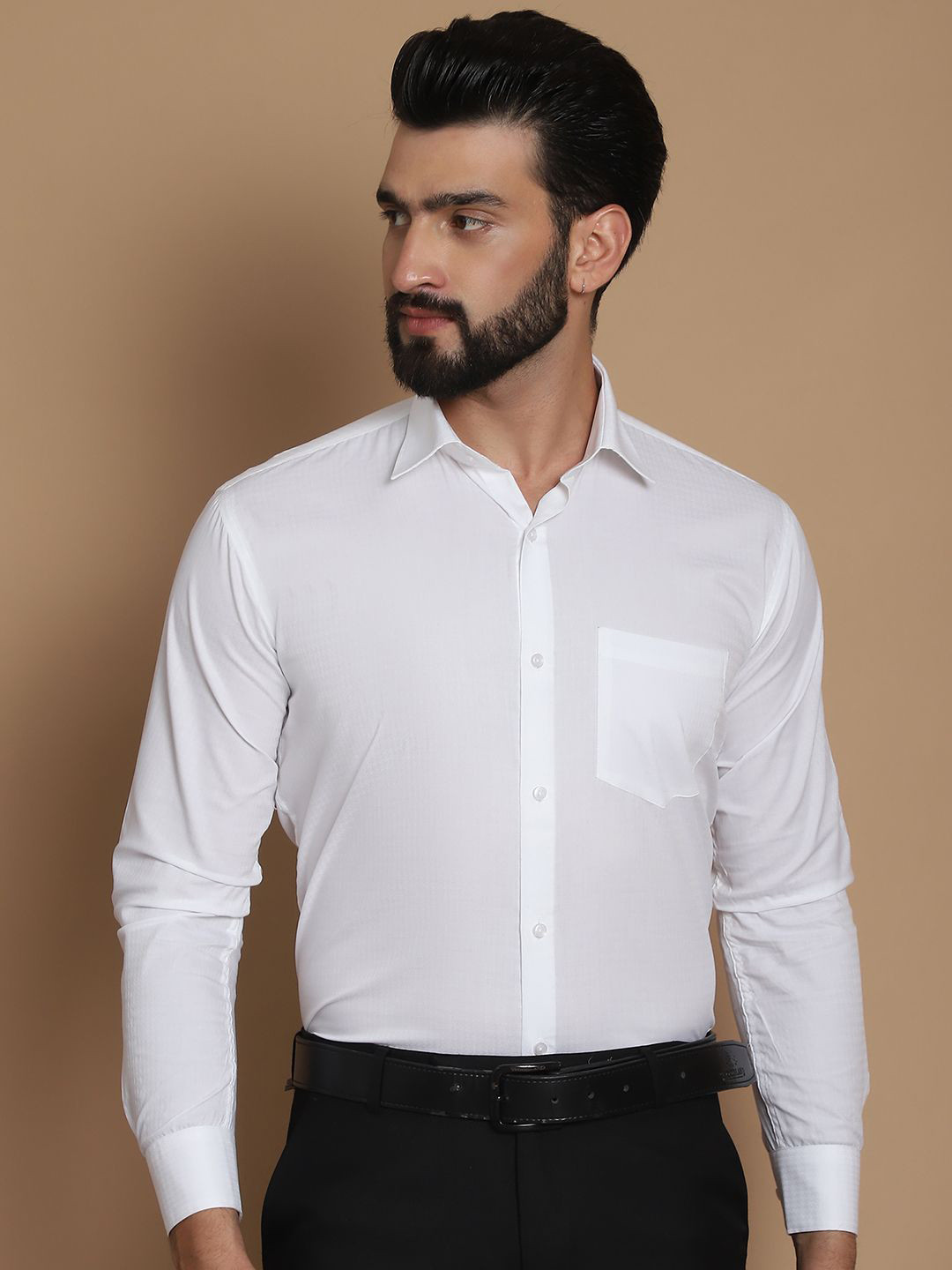 

TAG 7 Straight Cutaway Collar Long Sleeves Chambray Weave Pure Giza Cotton Formal Shirt, White