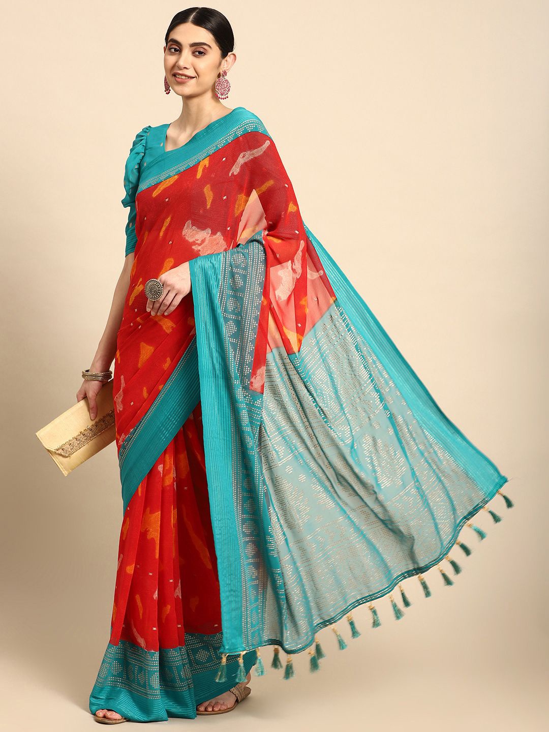 

Ishin Embellished Beads and Stones Saree, Red