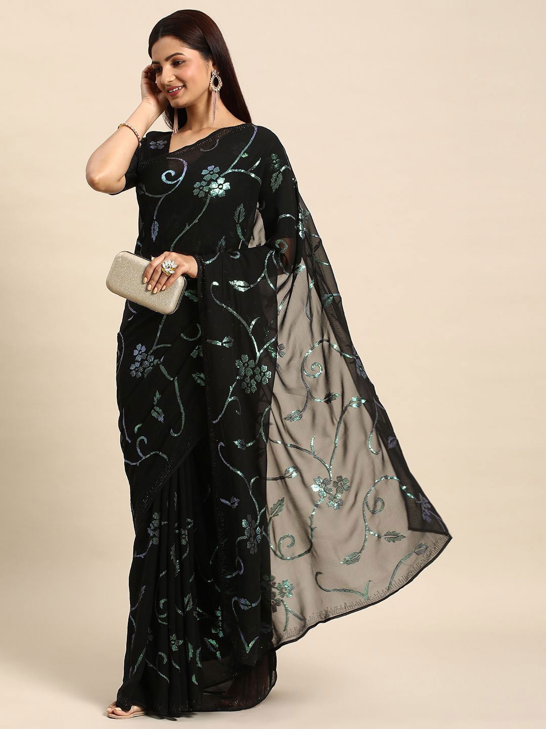 

Ishin Embellished Beads and Stones Saree, Black