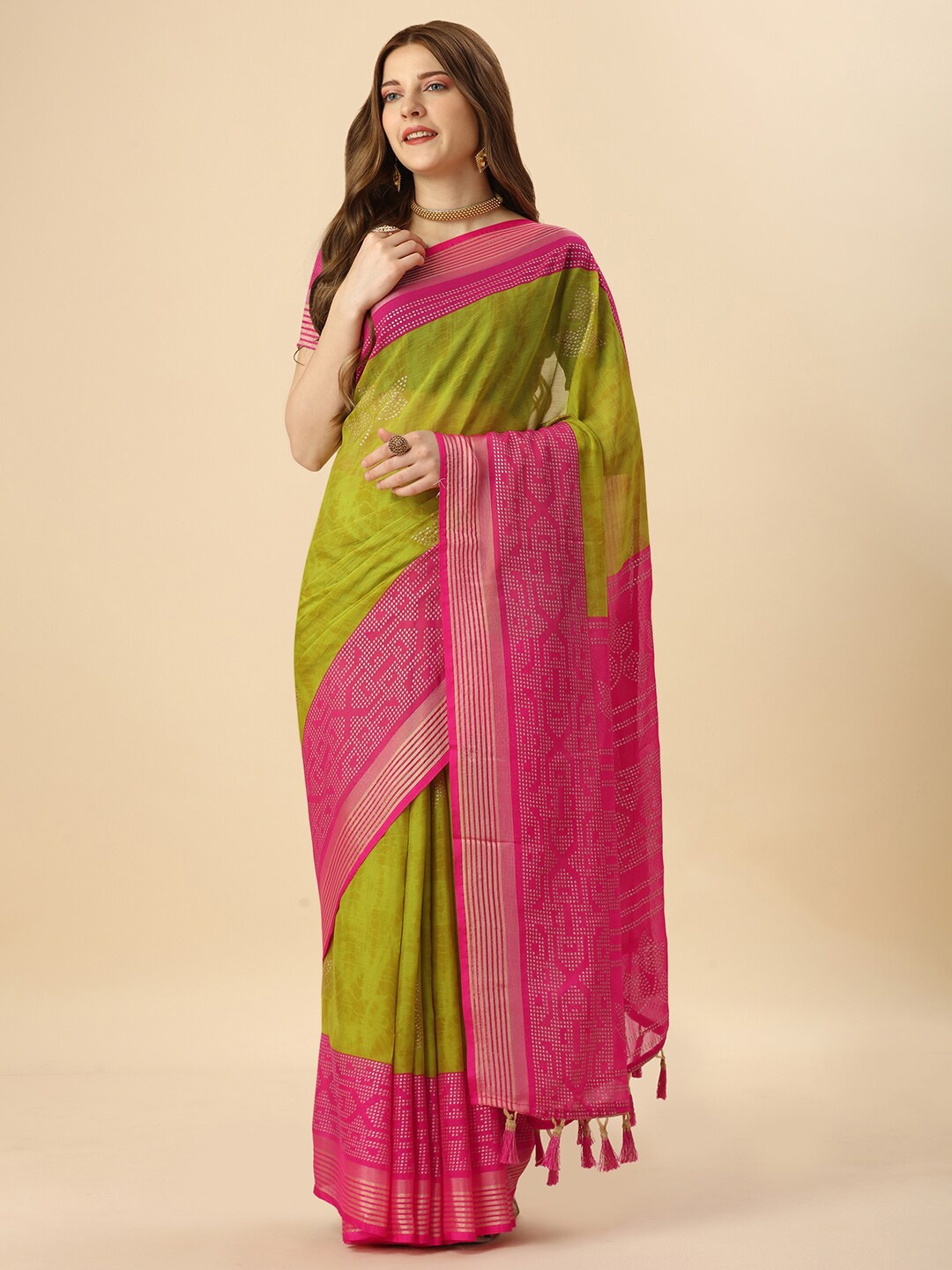 

Ishin Ethnic Motifs Saree, Green