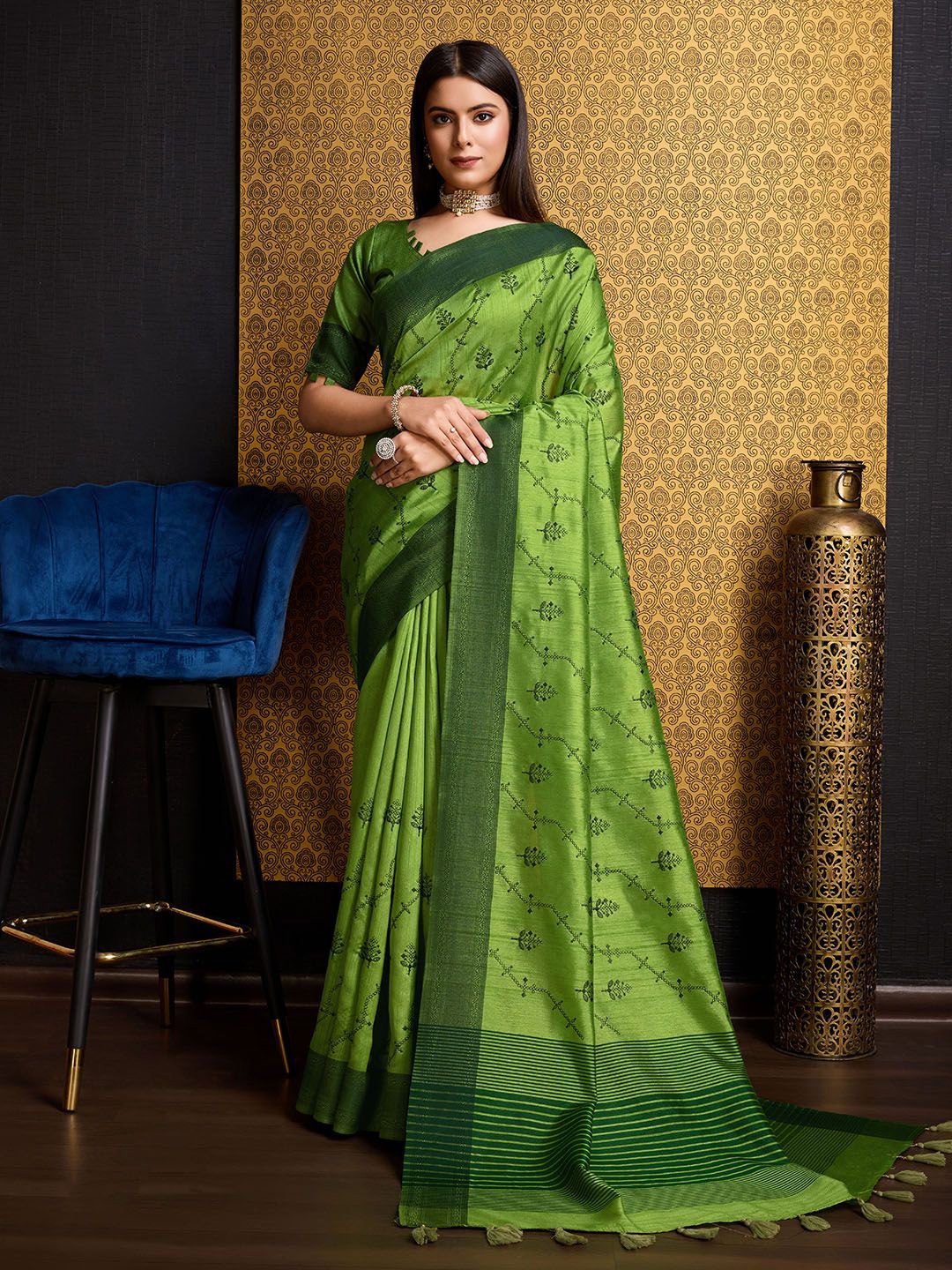 

Ishin Embellished Tussar Saree, Green