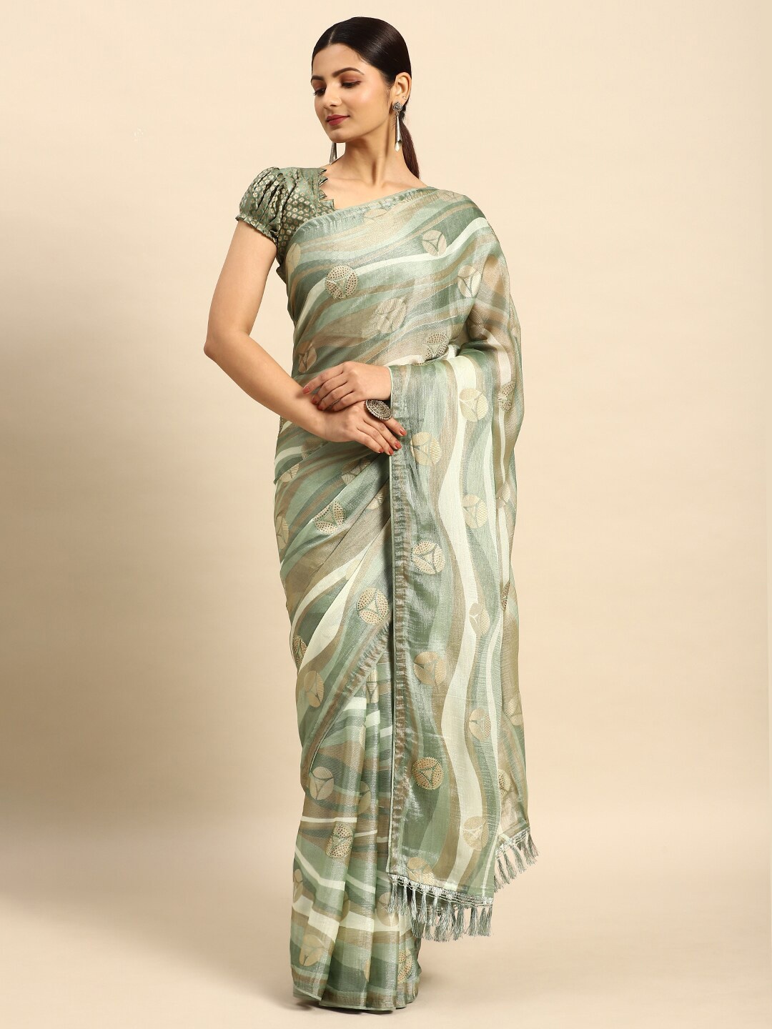 

Ishin Woven Design Zari Saree, Green