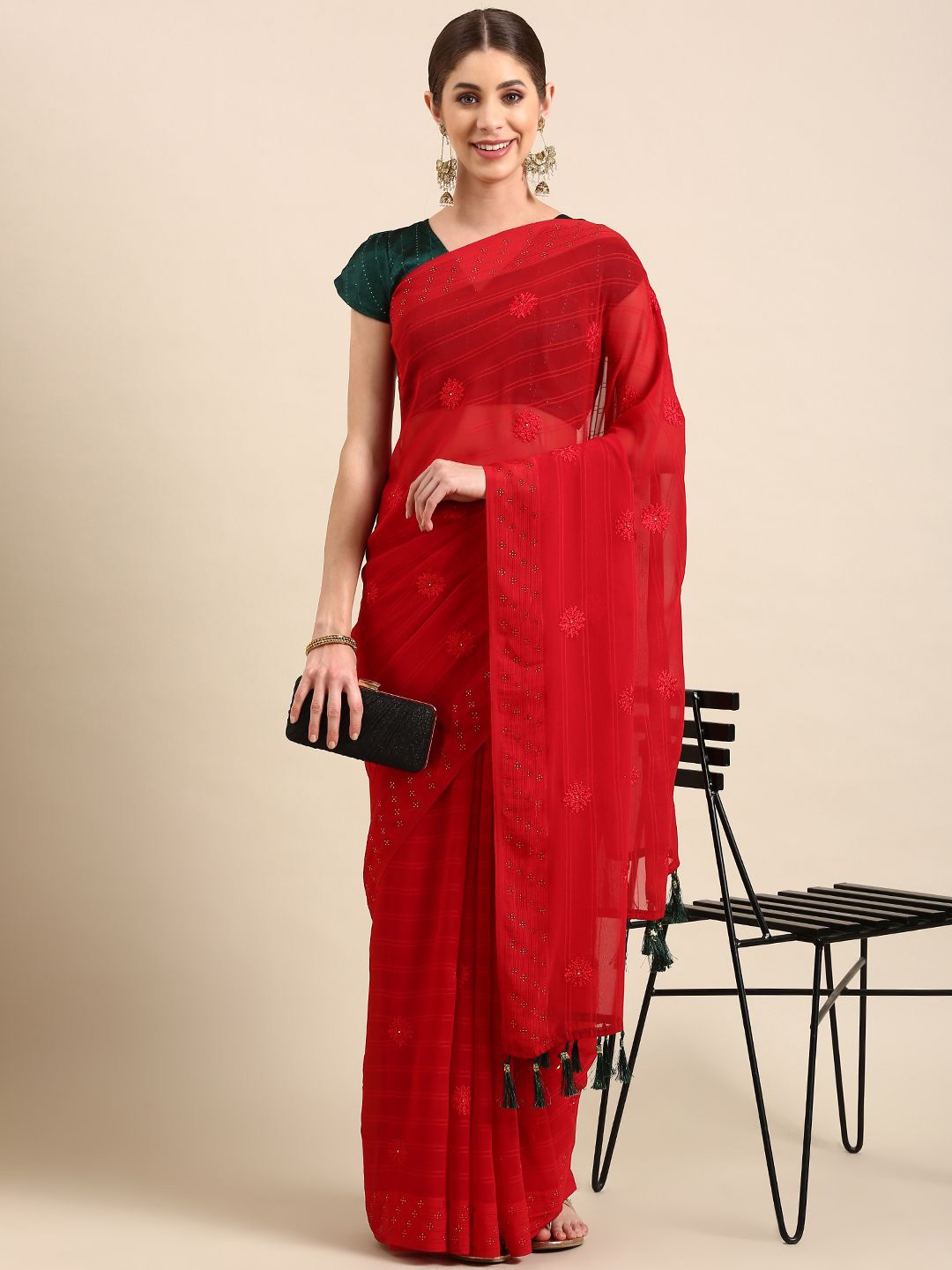 

Ishin Embellished Beads and Stones Saree, Red