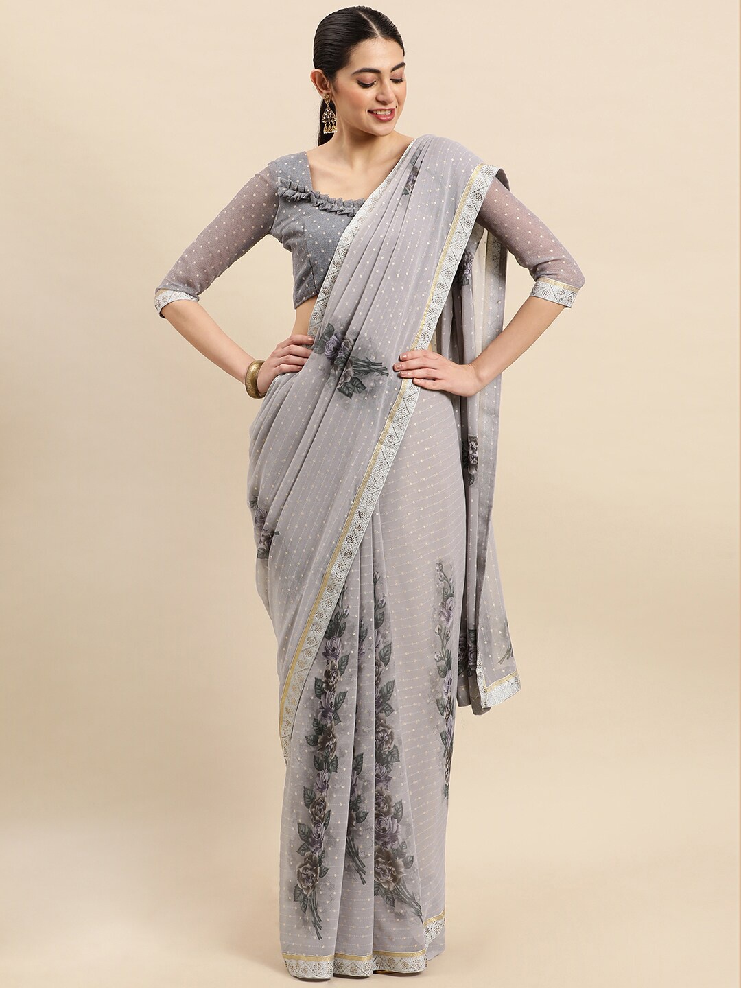 

Ishin Floral Beads and Stones Saree, Grey
